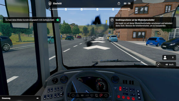 Bus Simulator in der Cockpitansicht, auf der Scheibe des Busses ist Schmutz, der mit den Scheibenwischern beseitigt werden muss.